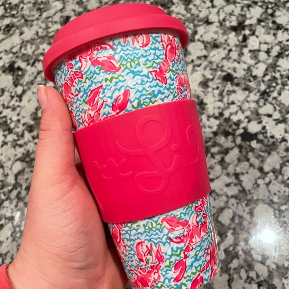 Lilly Pulitzer Lobstah Roll Drink Cups - Picture 3 of 8